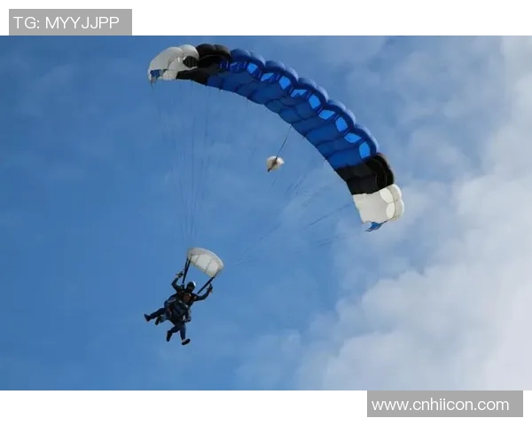 运动数据南京极限运动队中路突破战术解析与实践探索